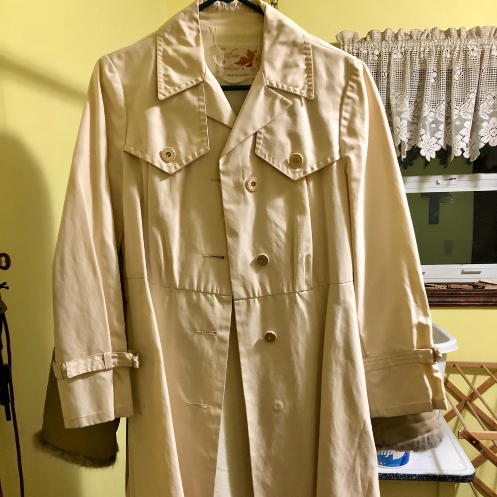 Light weight formal jacket.